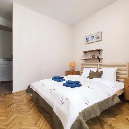 Plac Nowy 8a By Homeprime Apartament *